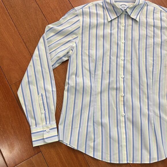 Brooks Brother Women’s Fitted Non-Iron Stretch Cotten Classic Striped Shirt Sz 8 - Picture 5 of 8